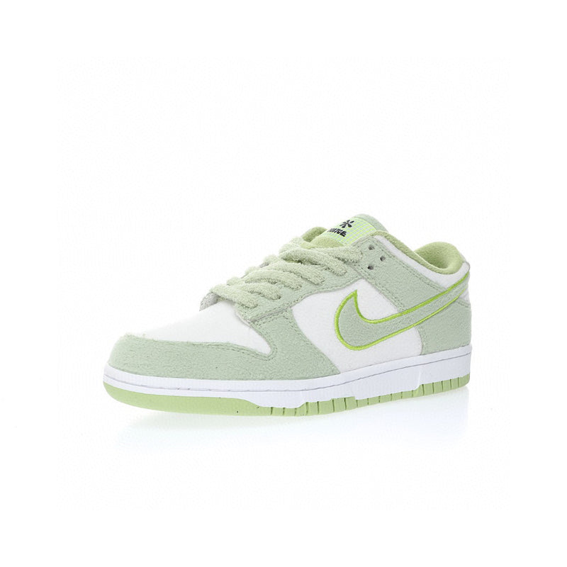 Nike Dunk Low SE Fleece Pack Honeydew  (Women's)