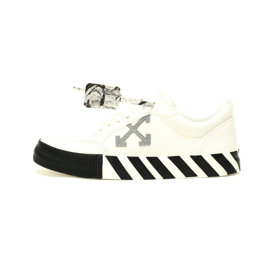 Off white low