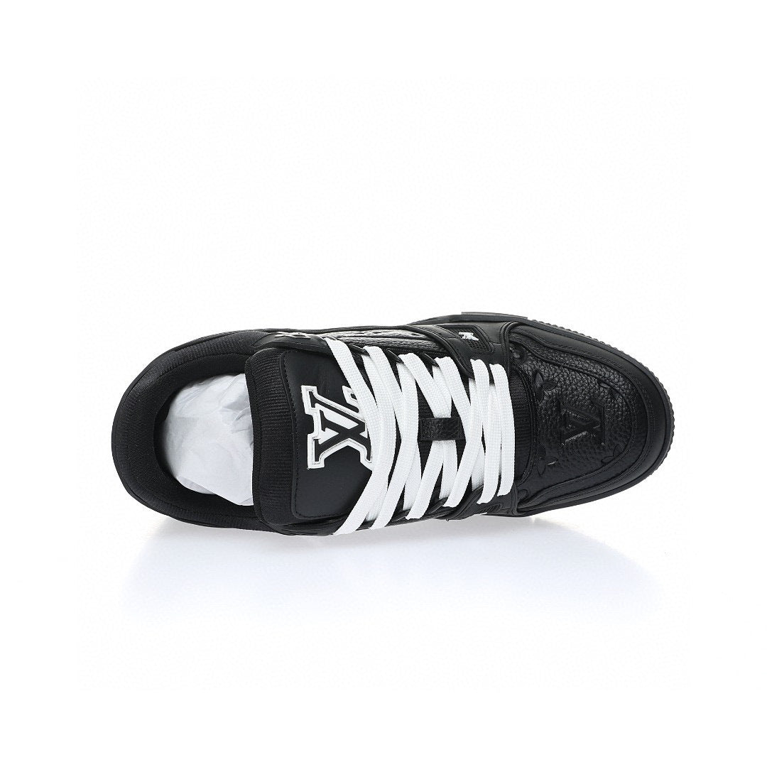 Louis Vuitton Trainer Total Black