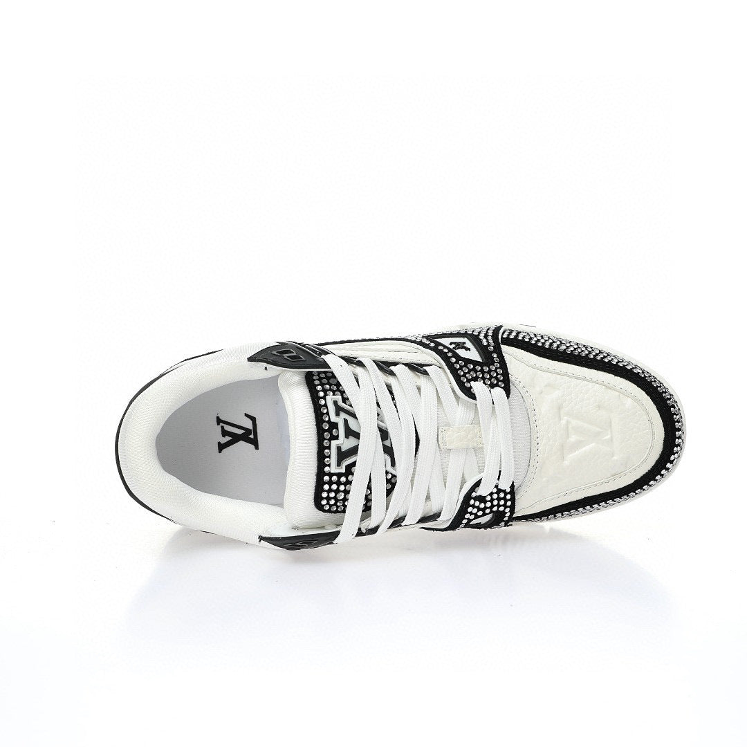 Louis Vuitton Trainer Diamond white