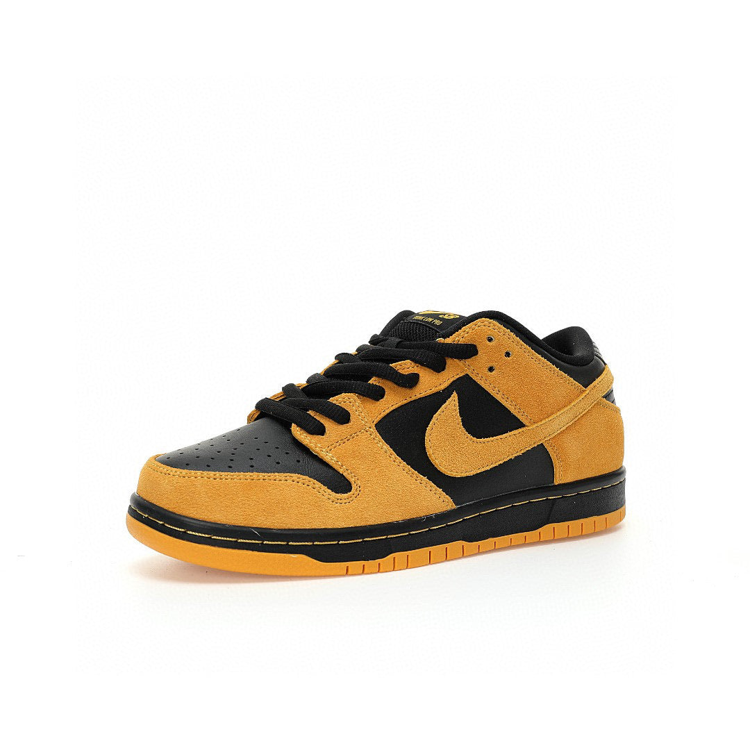 Nike SB Dunk Low Iowa