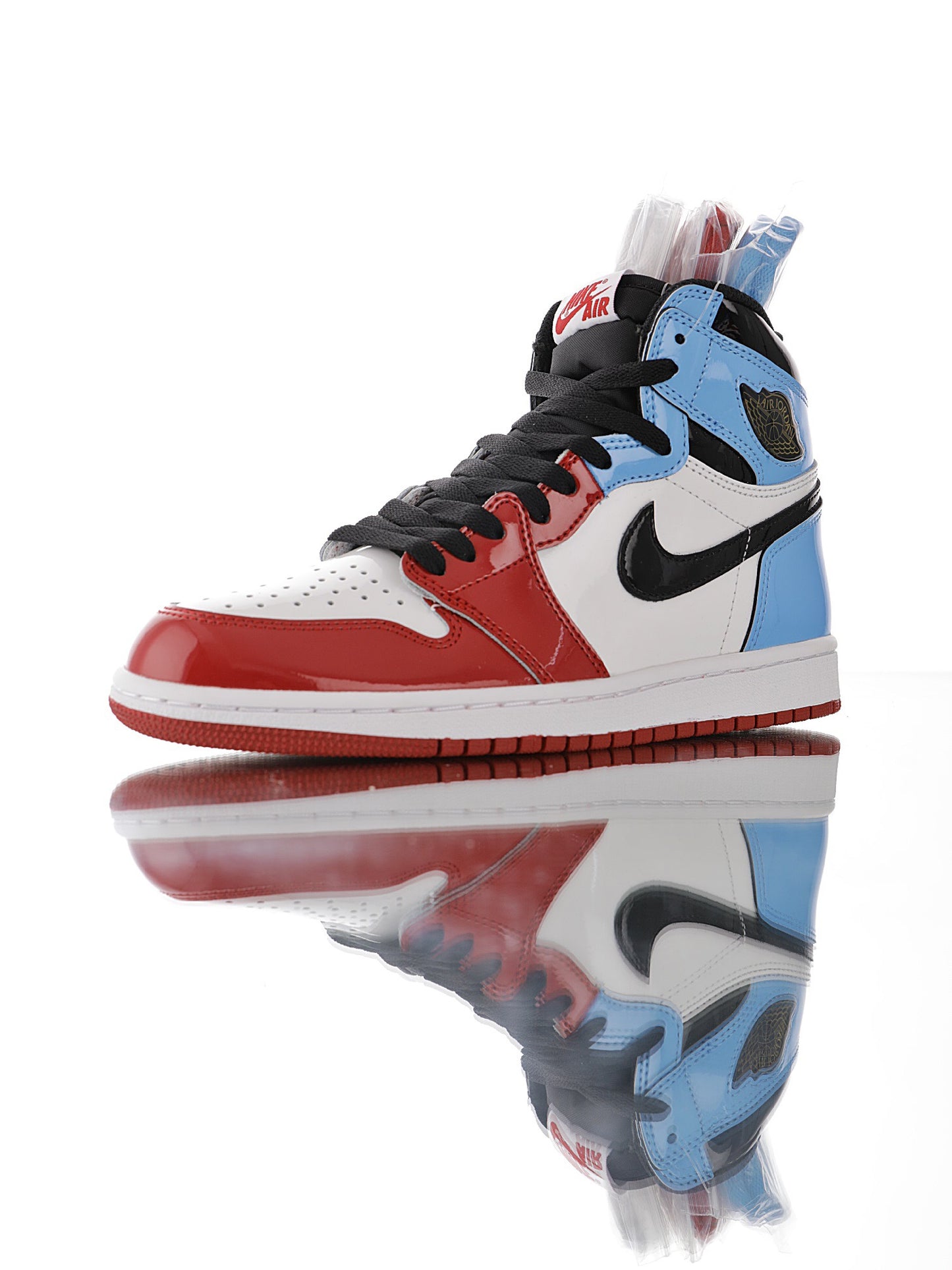 Jordan 1 Retro High Fearless UNC Chicago